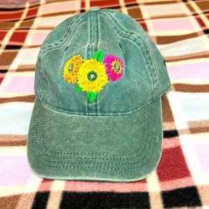 🌻Sunflower Stitched Baseball Hat🌻